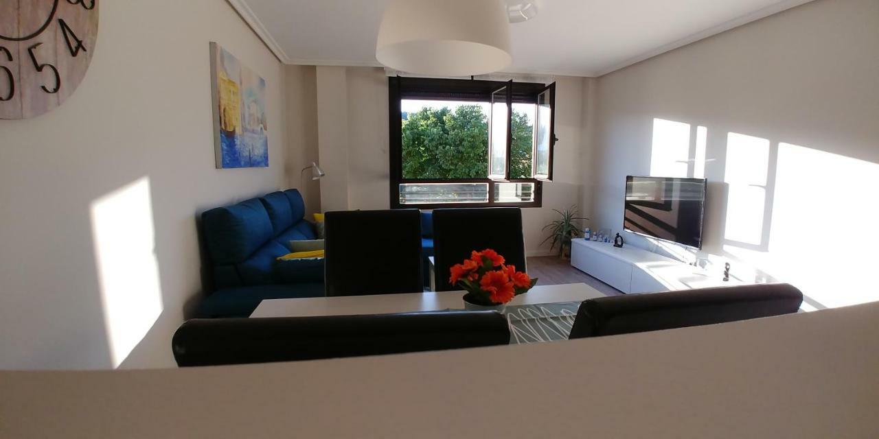 Apartamento Entrevinas En El Corazon De La Rioja Fuenmayor Luaran gambar
