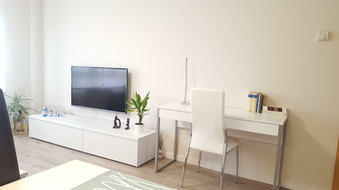 Apartamento Entrevinas En El Corazon De La Rioja Fuenmayor Luaran gambar